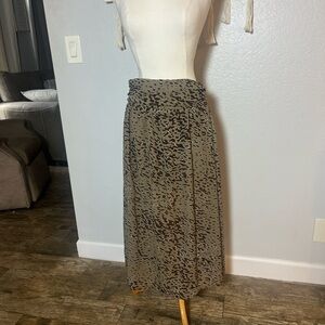 Wild Fable Tan Cream Pleated Pencil Skirt